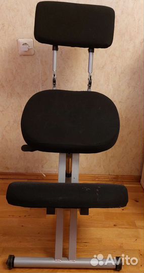 Коленный стул со спинкой Smartstool
