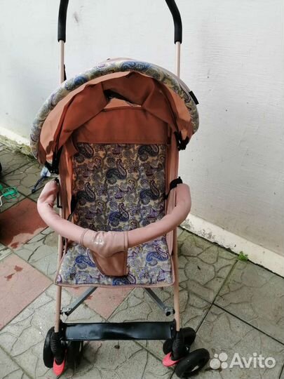 Прогулочная коляска