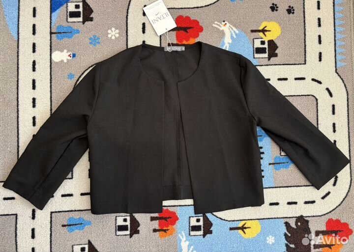 Вещи женские 42 р новые