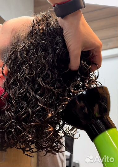 Модель на химическую завивку