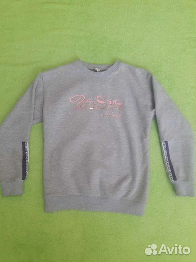 Рубашка,толстовка,джемпер на девочку(8-10лет)