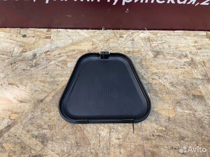 Накладка жабо LADA Vesta