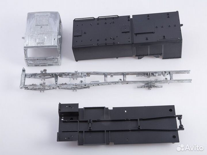 Кит Камаз 6560 8х8 аа-13-60 пожарный Пулково 1/43