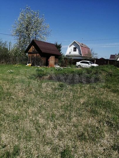 Дача 10 м² на участке 6 сот.