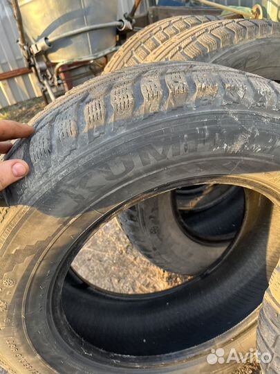 Kumho 792 215/65 R16 19H