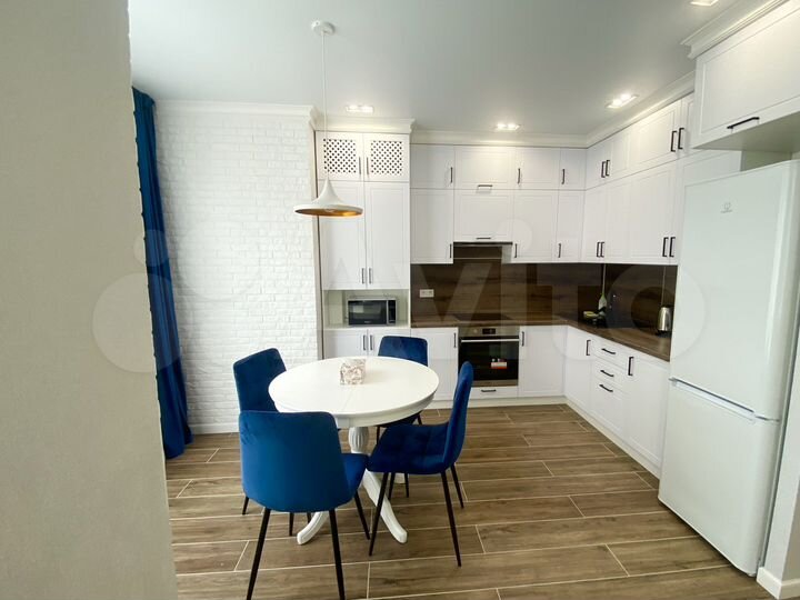 1-к. квартира, 38 м², 10/18 эт.