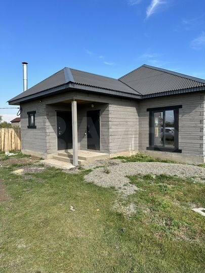 Дом 93 м² на участке 6 сот.