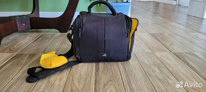 Зеркальный фотоаппарат canon 550d