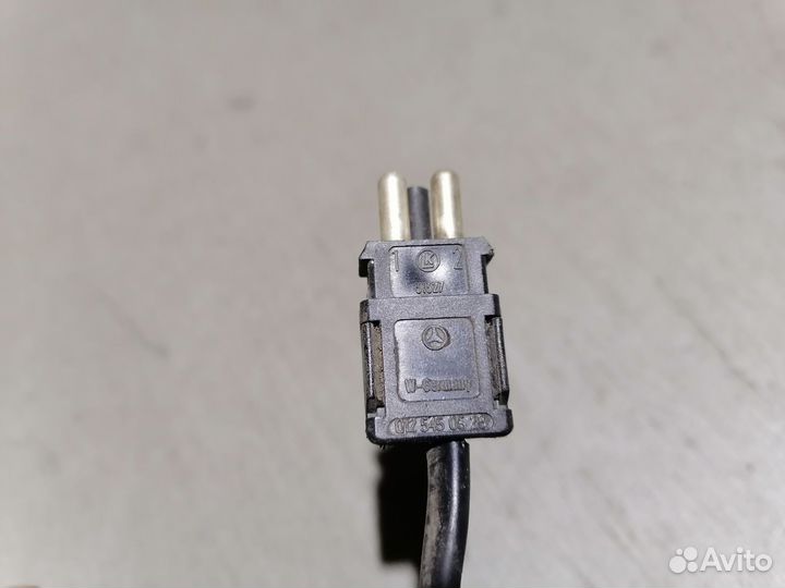 Mercedes Benz W140 датчик температуры воздуха