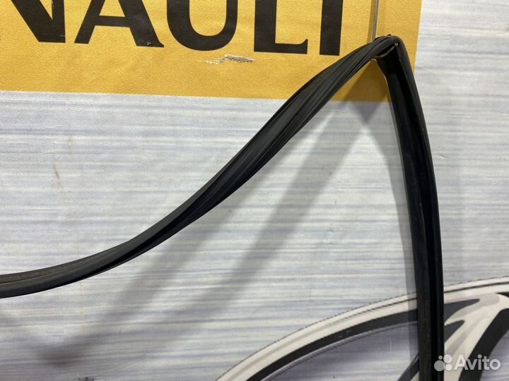 Уплотнитель перед проема стекла двери Kia RIO 2 Пр