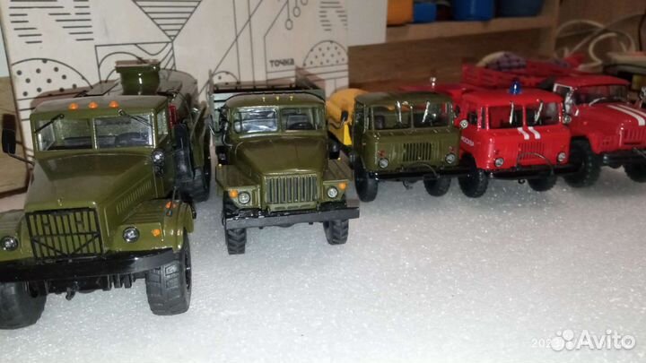 Модели машин 1:43