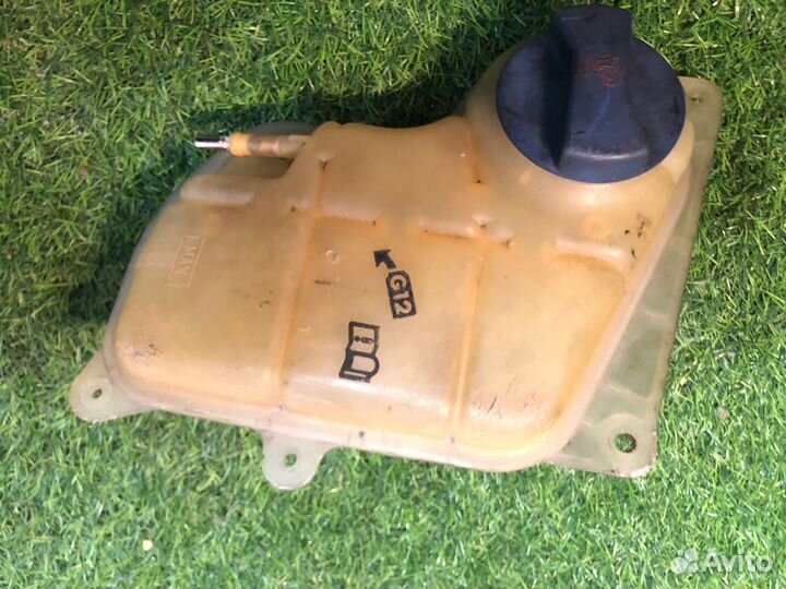 Бачок расширительный Audi A8 D2 1994-1999