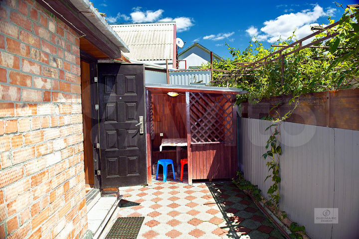 Дом 33,5 м² на участке 1 сот.