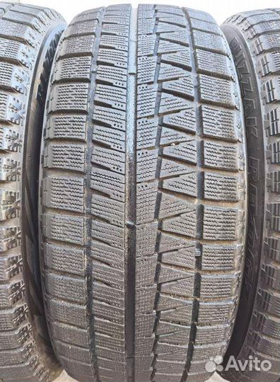 Bridgestone Blizzak Revo GZ 205/50 R17 99H