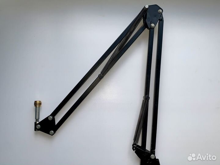 Настольная стойка пантограф для микрофона