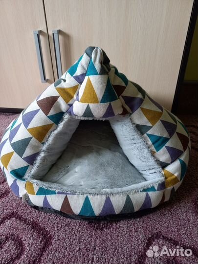 Лежанка для кошек