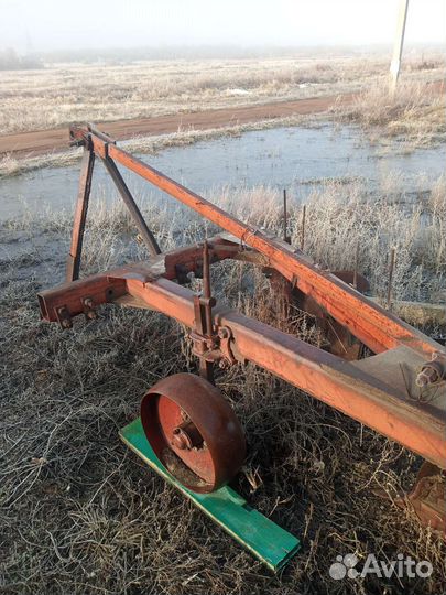 Плуг 1L 2-20, 1990