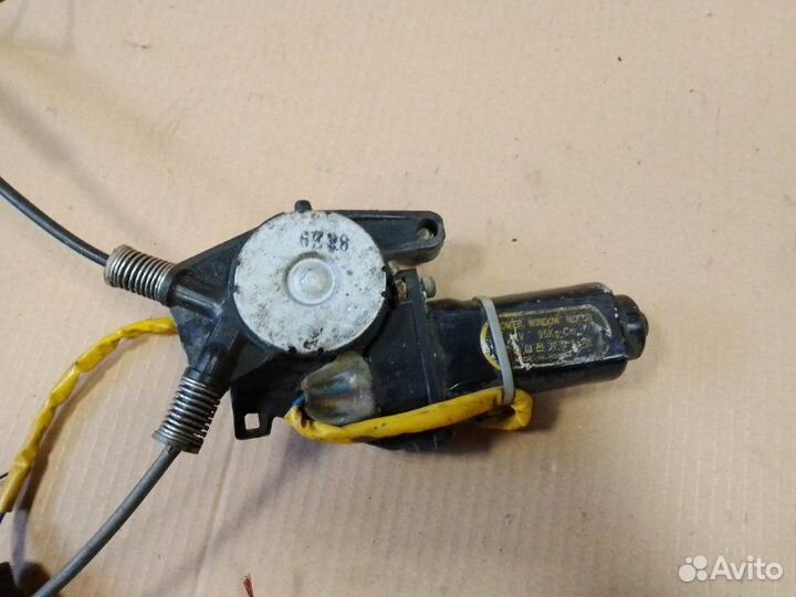 Стеклоподъемник передний левый Kia Sportage 2.0