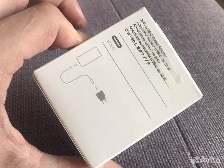 Блок питания iPhone 20w новый