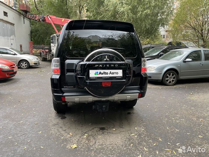 Mitsubishi Pajero 3.2 AT, 2011, 203 000 км