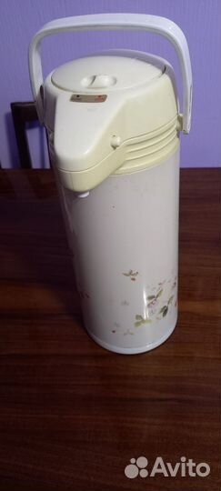 Термос 2 л с помпой