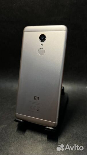 Телефон Xiaomi redmi 5