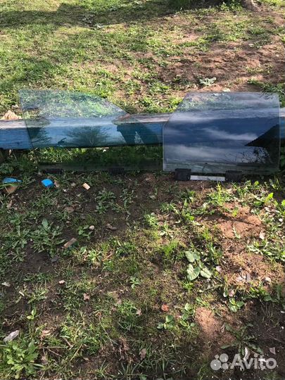 Боковые стекла