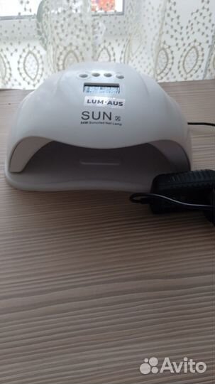 Лампа для ногтей