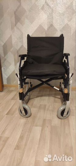 Инвалидная коляска новая