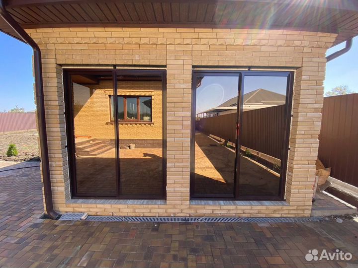 Раздвижные алюминиевые окна под заказ