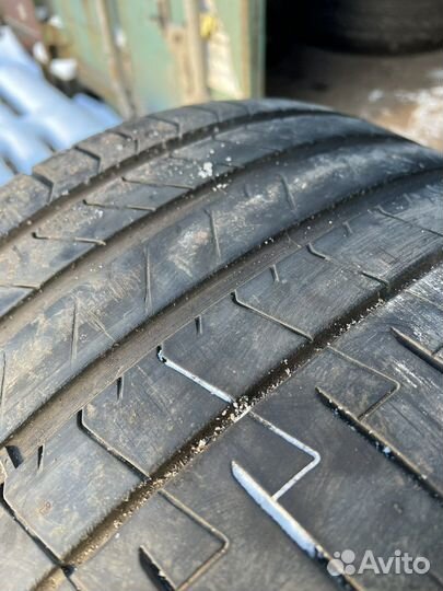 Pirelli P Zero PZ4 305/30 R20
