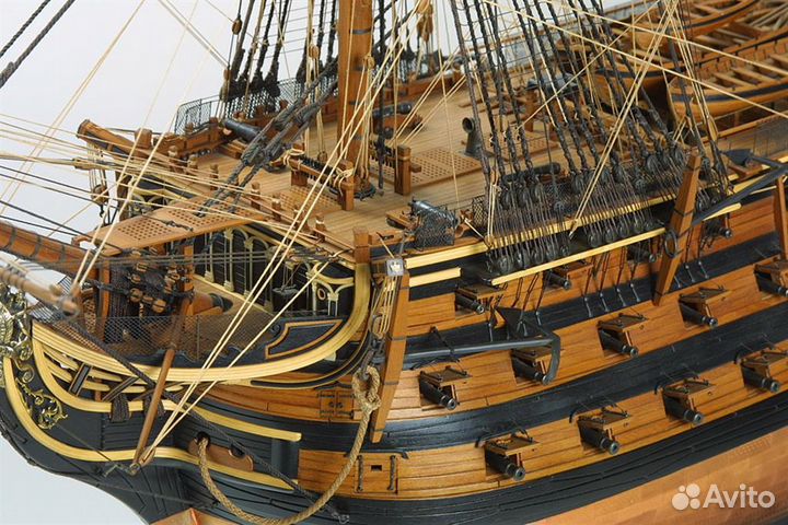Сборная модель корабля HMS Victory 1:84