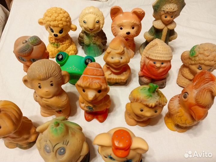 Резиновые игрушки пищалки СССР