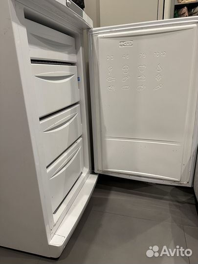 Морозильная камера indesit