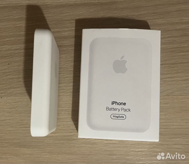 Внешний аккумулятор Apple MagSafe Battery Pack