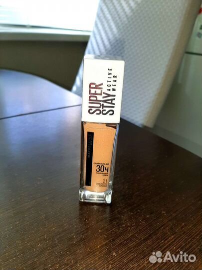 Тональный крем мейбелин