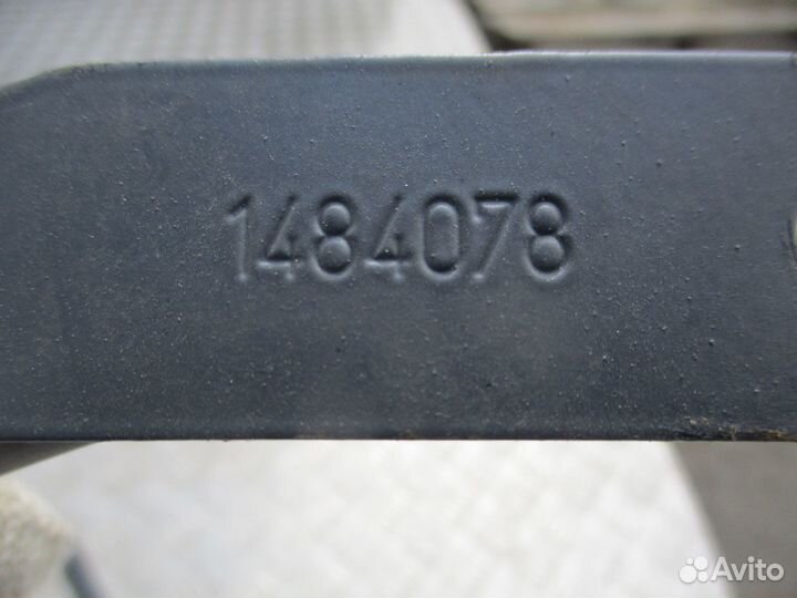 Кронштейн зеркала Scania 1484078