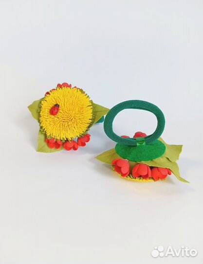 Резинки с цветами ручной работы