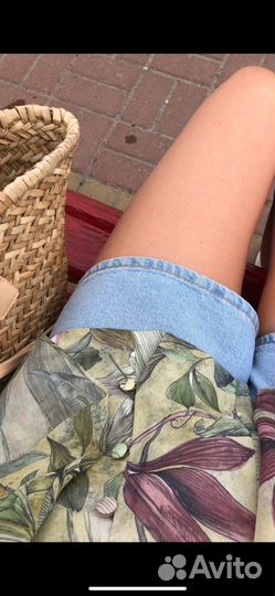 Джинсовые шорты zara 36