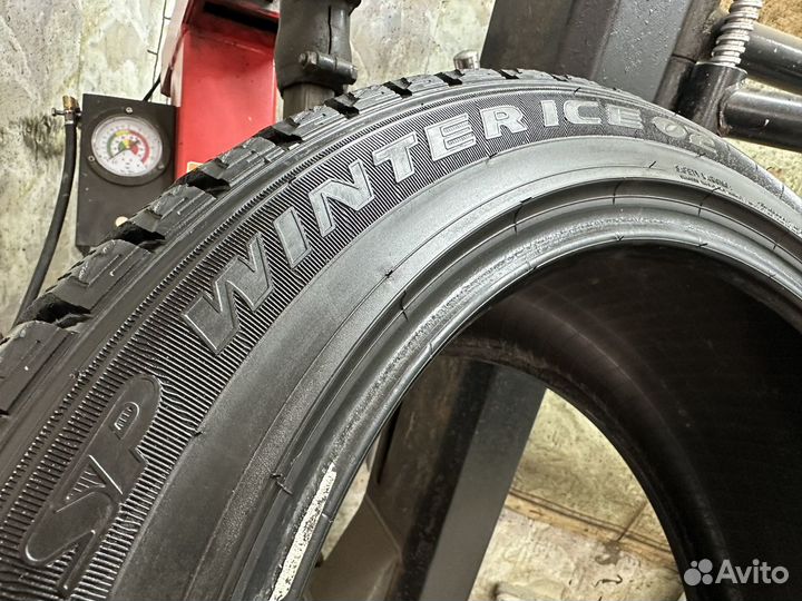 Dunlop SP Winter Ice02 245/45 R19 и 275/40 R19