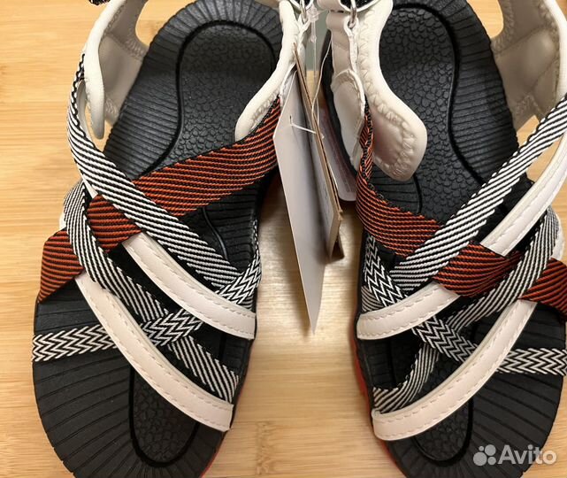 Новые сандалии босоножки reima