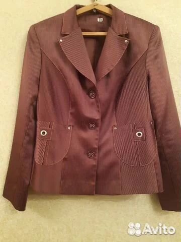 Женский деловой костюм на подкладке