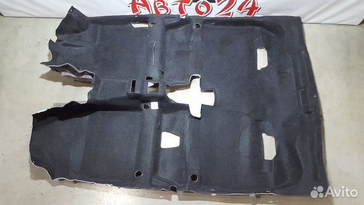 Обшивка пола Toyota Ractis NCP100 1NZ-FE 2006