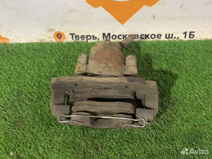 Передний правый супорт Ford Mondeo 1 1.8 RKA