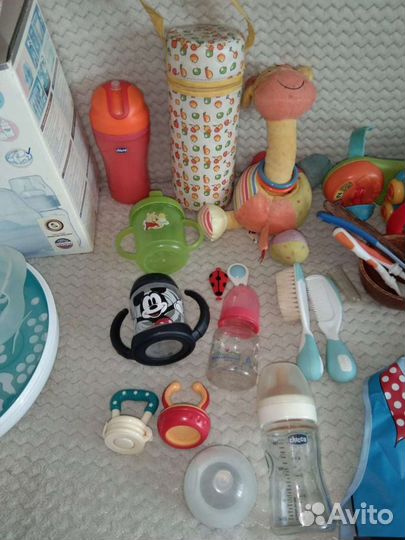 Стерилизатор, бутылки, игрушки пакетом