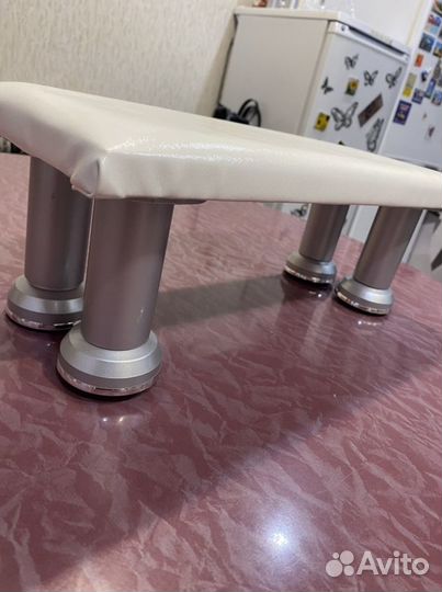 Подставка для рук маникюрная