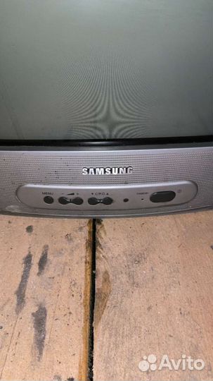 Телевизор samsung