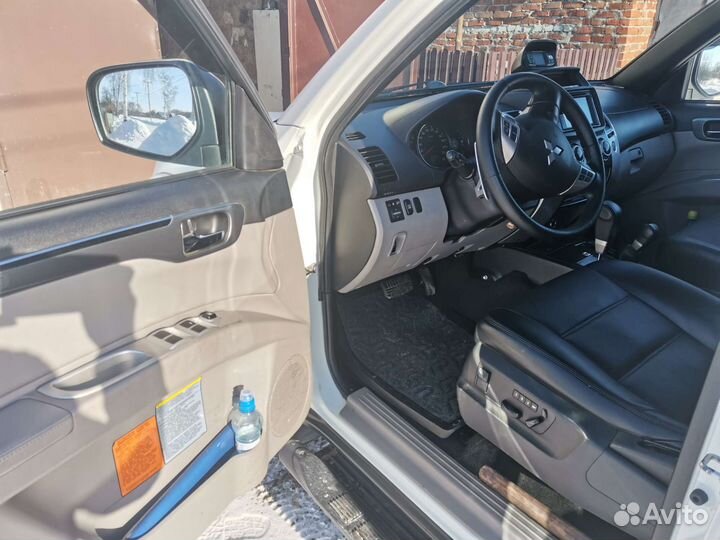 Mitsubishi Pajero Sport 2.5 AT, 2014, 127 000 км