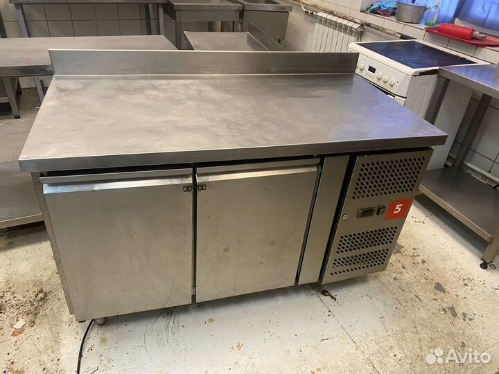 Холодильный стол 1.40х70