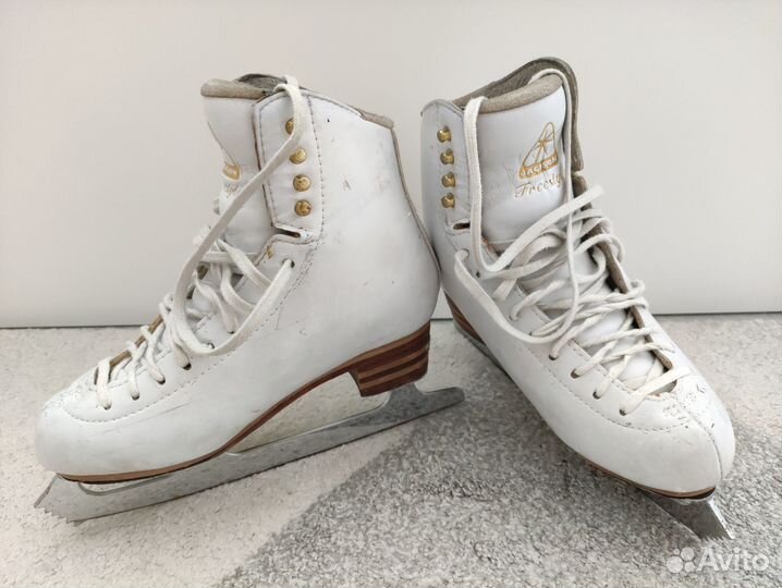 Фигурные коньки jackson freestyle